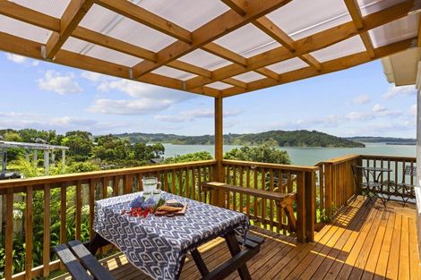 Photo of property in 92 Greenslade Road, Raglan, 3295