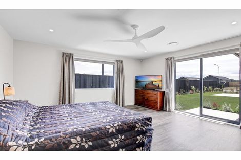 Photo of property in 3 Mccahon Drive, Rangiora, 7400