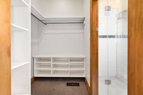 Photo of property in 23 Inglis Street, Seatoun, Wellington, 6022