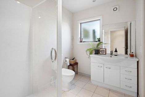 Photo of property in 42 Waverton Terrace, Churton Park, Wellington, 6037