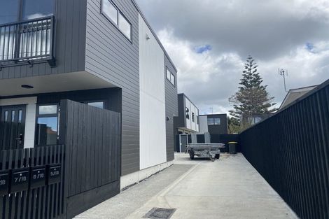 Photo of property in 4/18 Graham Avenue, Te Atatu Peninsula, Auckland, 0610