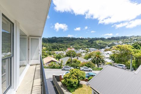 Photo of property in Hamilton Court Flats, 1/47 Hamilton Road, Hataitai, Wellington, 6021