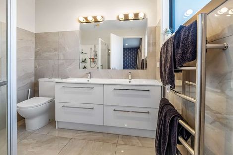 Photo of property in 10 Koreke Lane, Halswell, Christchurch, 8025