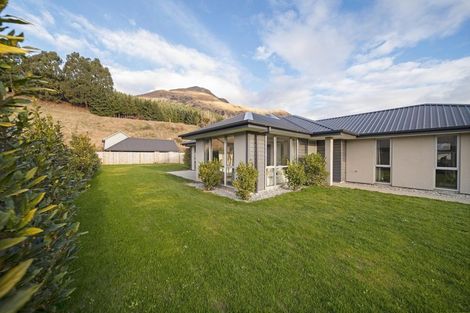 Photo of property in 52 Risinghurst Terrace, Lower Shotover, Queenstown, 9304