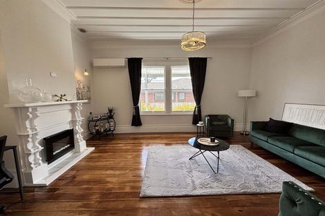 Photo of property in 10a Hereford Street, West End, Palmerston North, 4410