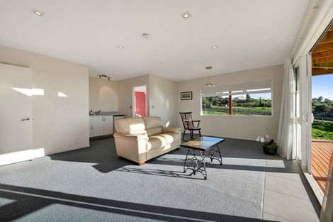 Photo of property in 1532 Carrington Road, Hurworth, New Plymouth, 4371