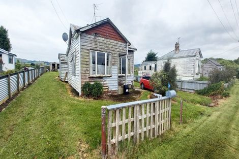 Photo of property in 11 Milton Street, Ohai, 9635