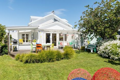 Photo of property in 9 Trewavas Street, Motueka, 7120