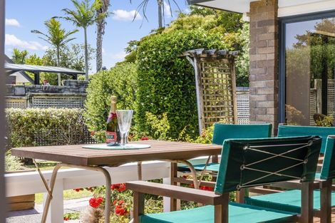 Photo of property in 31 Gilberd Place, Torbay, Auckland, 0630