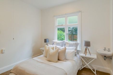 Photo of property in 96 Saint Martins Road, Saint Martins, Christchurch, 8022