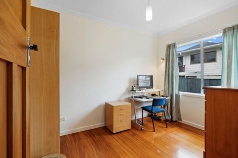 Photo of property in 22a Whiteley Street, Moturoa, New Plymouth, 4310