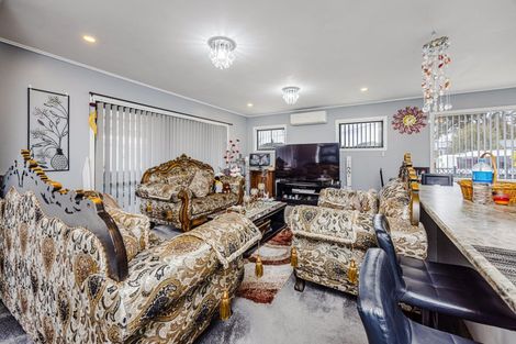 Photo of property in 31 Hokianga Street, Mangere East, Auckland, 2024