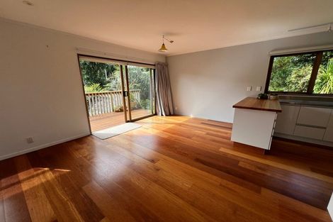 Photo of property in 42 Coroglen Avenue, Birkenhead, Auckland, 0626