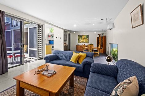 Photo of property in 35 Church Road, Taradale, Napier, 4112