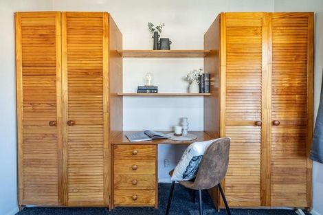 Photo of property in 35 Riddlers Crescent, Petone, Lower Hutt, 5012