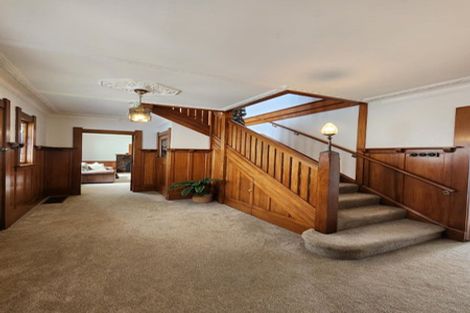 Photo of property in 6 Ridge Lane, New Plymouth, 4310