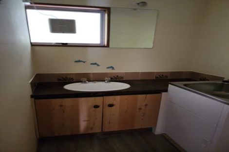Photo of property in 22 Shortland Street, Regent, Whangarei, 0112
