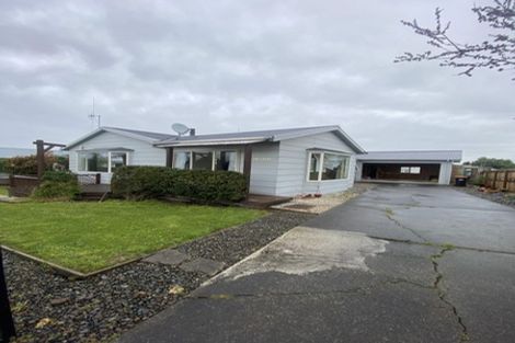 Photo of property in 101 Hillcrest Drive, Kelvin Grove, Palmerston North, 4414