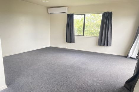 Photo of property in 18 Malmo Place, Massey, Auckland, 0614