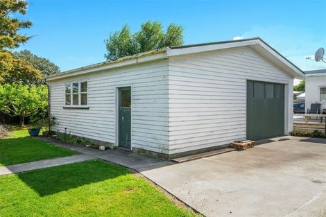 Photo of property in 11 Milton Street, Roslyn, Palmerston North, 4414