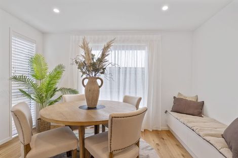 Photo of property in 9/2 Wilton Street, Westown, New Plymouth, 4310