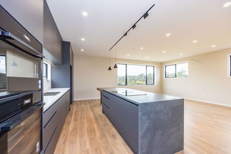 Photo of property in 30 Awanui Road, Red Beach, 0932