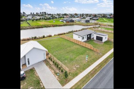 Photo of property in 208 Hamiora Street, Matarangi, 3592