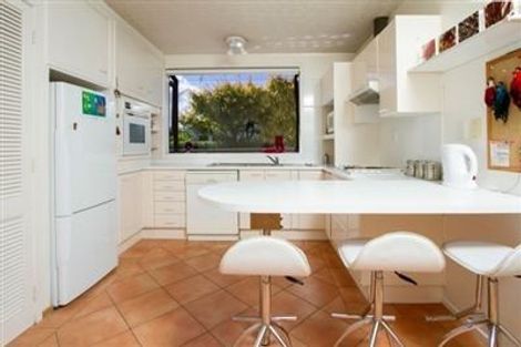Photo of property in 1 Frater Avenue, Milford, Auckland, 0620