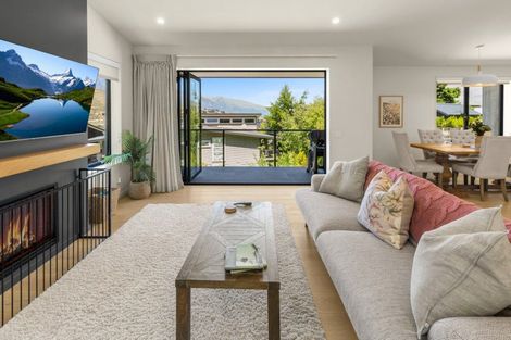 Photo of property in St Andrews Park, 15 Saint Samantha Lane, Queenstown, 9300