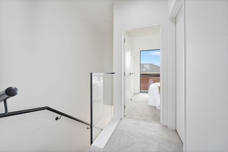 Photo of property in 4/442 Old Te Atatu Road, Te Atatu Peninsula, Auckland, 0610