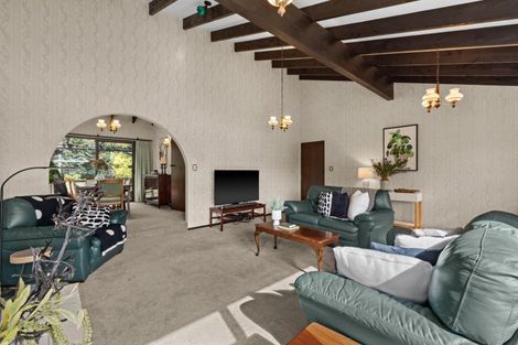 Photo of property in 15 Corwen Place, Mayfair, Hastings, 4122