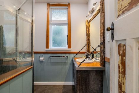 Photo of property in 21 Norton Street, Foxton Beach, Foxton, 4815