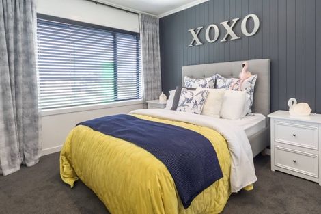 Photo of property in 72 Kaipara Portage Road, Riverhead, 0820