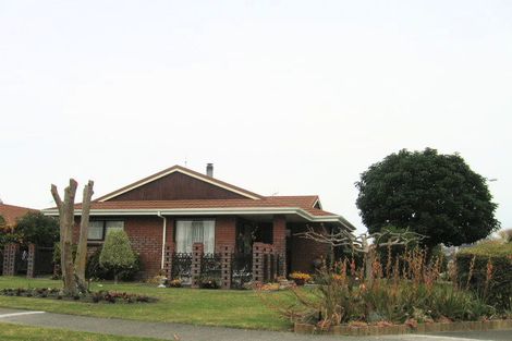 Photo of property in 1 Lowther Place, Taradale, Napier, 4112