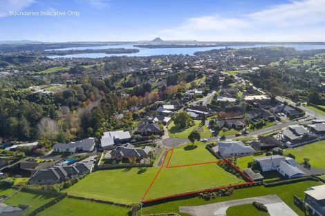 Photo of property in 17 Holcombrooke Lane, Welcome Bay, Tauranga, 3175