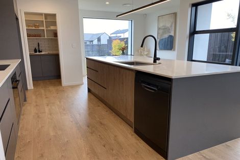 Photo of property in 96 Stationmasters Way, Prebbleton, 7604