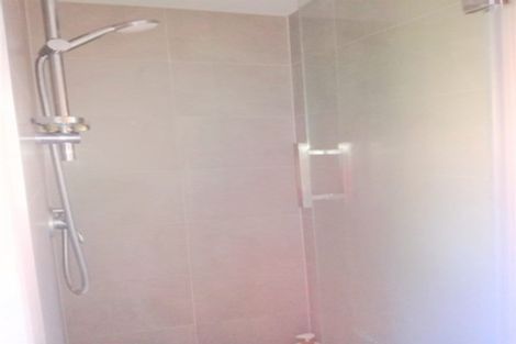 Photo of property in 51 Devon Road, Bucklands Beach, Auckland, 2012