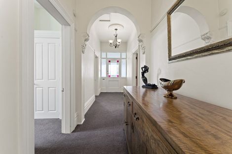 Photo of property in 12 Aylmer Street, Somerfield, Christchurch, 8024
