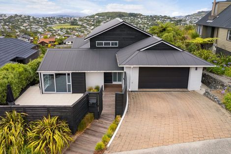 Photo of property in 15 Satara Crescent, Khandallah, Wellington, 6035
