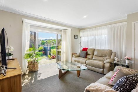 Photo of property in 1/6 Manuka Street, Orewa, 0931