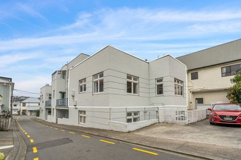 Photo of property in 6/1 Rixon Grove, Mount Victoria, Wellington, 6011