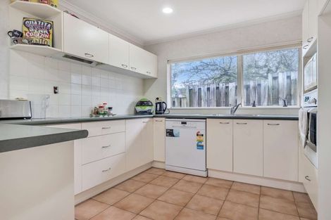 Photo of property in 50a Torkar Road, Clarks Beach, 2122