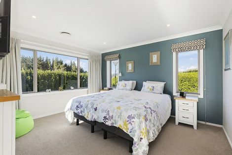 Photo of property in 88b Endeavour Drive, Whitby, Porirua, 5024