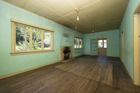 Photo of property in 118 Garden Road, Piha, 0772