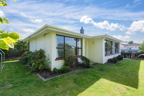 Photo of property in 2 Rowan Street, Hargest, Invercargill, 9810