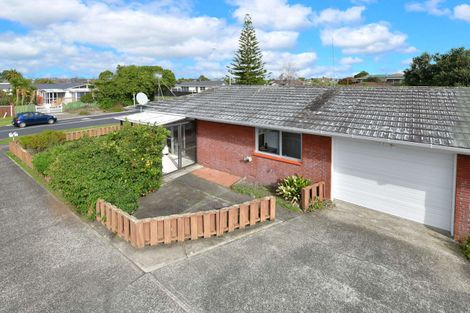 Photo of property in 1/105 Florence Avenue, Orewa, 0931