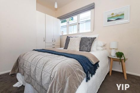 Photo of property in 19 Black Rock Road, Newlands, Wellington, 6037