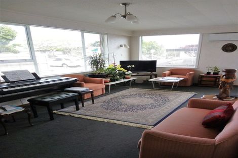 Photo of property in 378 Devon Street East, Strandon, New Plymouth, 4312