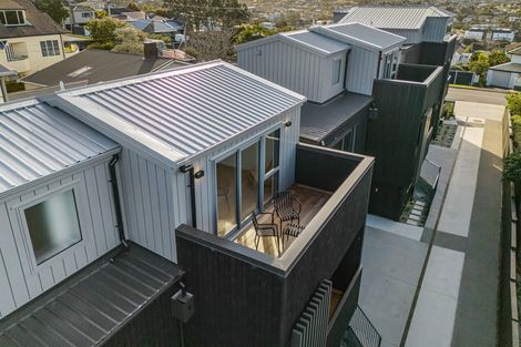 Photo of property in 12c Kowhai Road, Campbells Bay, Auckland, 0630