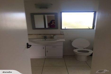 Photo of property in 18 Rice Crescent, Newlands, Wellington, 6037